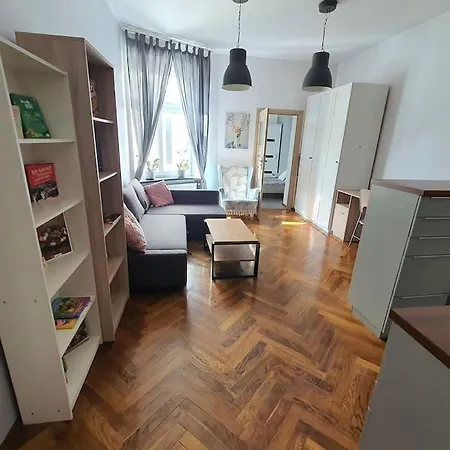 Przy Szkole Filmowej, Darmowy Parking Apartment Lodz (Lodz)