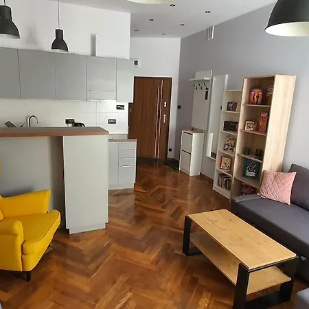Przy Szkole Filmowej, Darmowy Parking Apartment